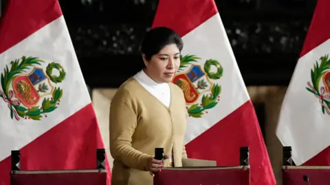 Peru Terminates Diplomatic Relations with Mexico Over Asylum Controversy