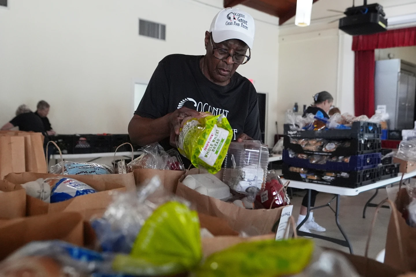 State Officials Prepare to Safeguard Food Aid Amid Federal Shutdown
