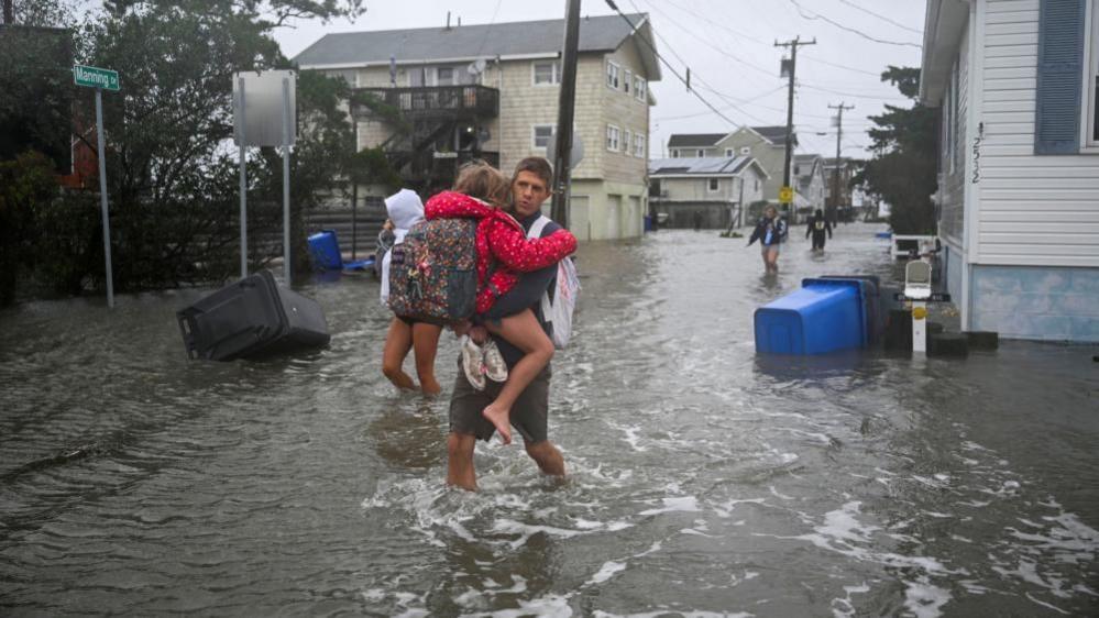 Nor’easter Ripples: New York, New Jersey Face Floods, Power Outages and Deadly Tree Collapse