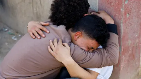 Escalation in Gaza: Israeli Strikes and Militia Clashes Result in Casualties