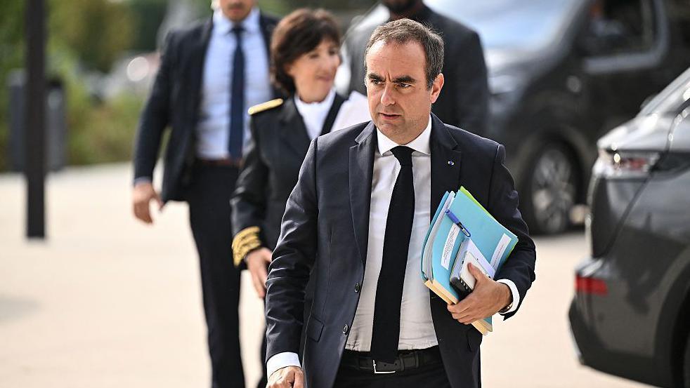 French PM Faces Public Fury as Wildfires Devastate South-West France