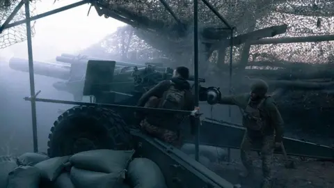 Controversial US Draft Peace Plan Leaked: Implications for Ukraine and Russia