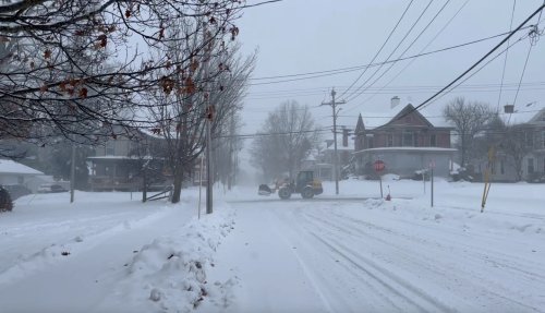 Severe Winter Storm Impacts Great Lakes and Northeastern US