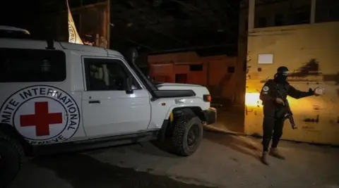 Hamas Transfers Additional Hostage Bodies Amid Concerns Over Recovery Efforts