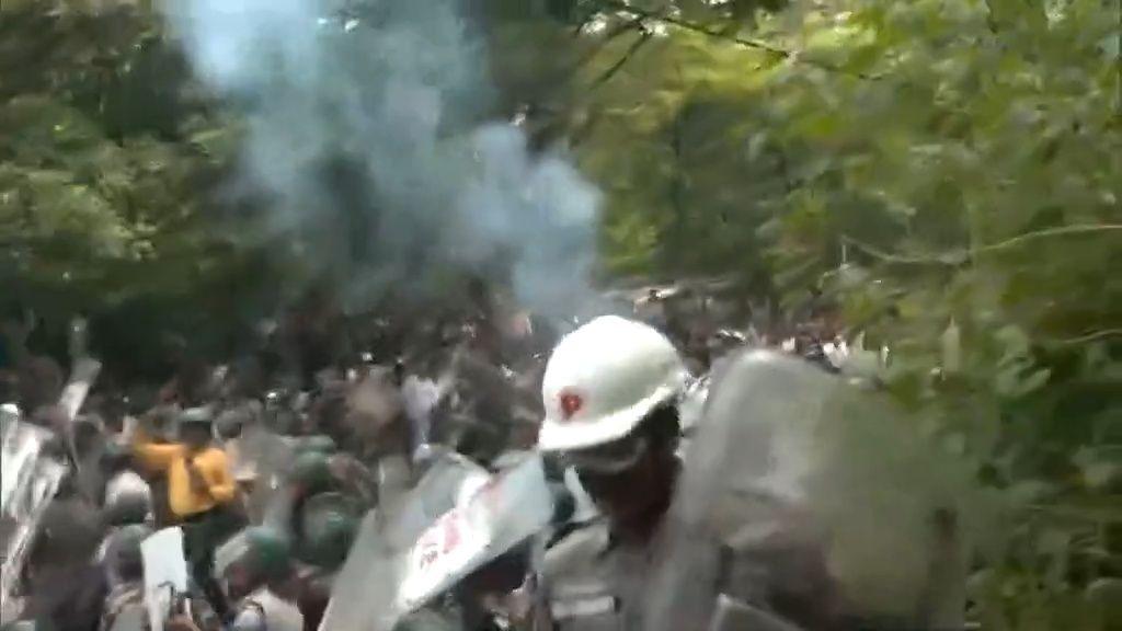 India Protesters Demand Exam Reforms as Police Use Tear Gas
