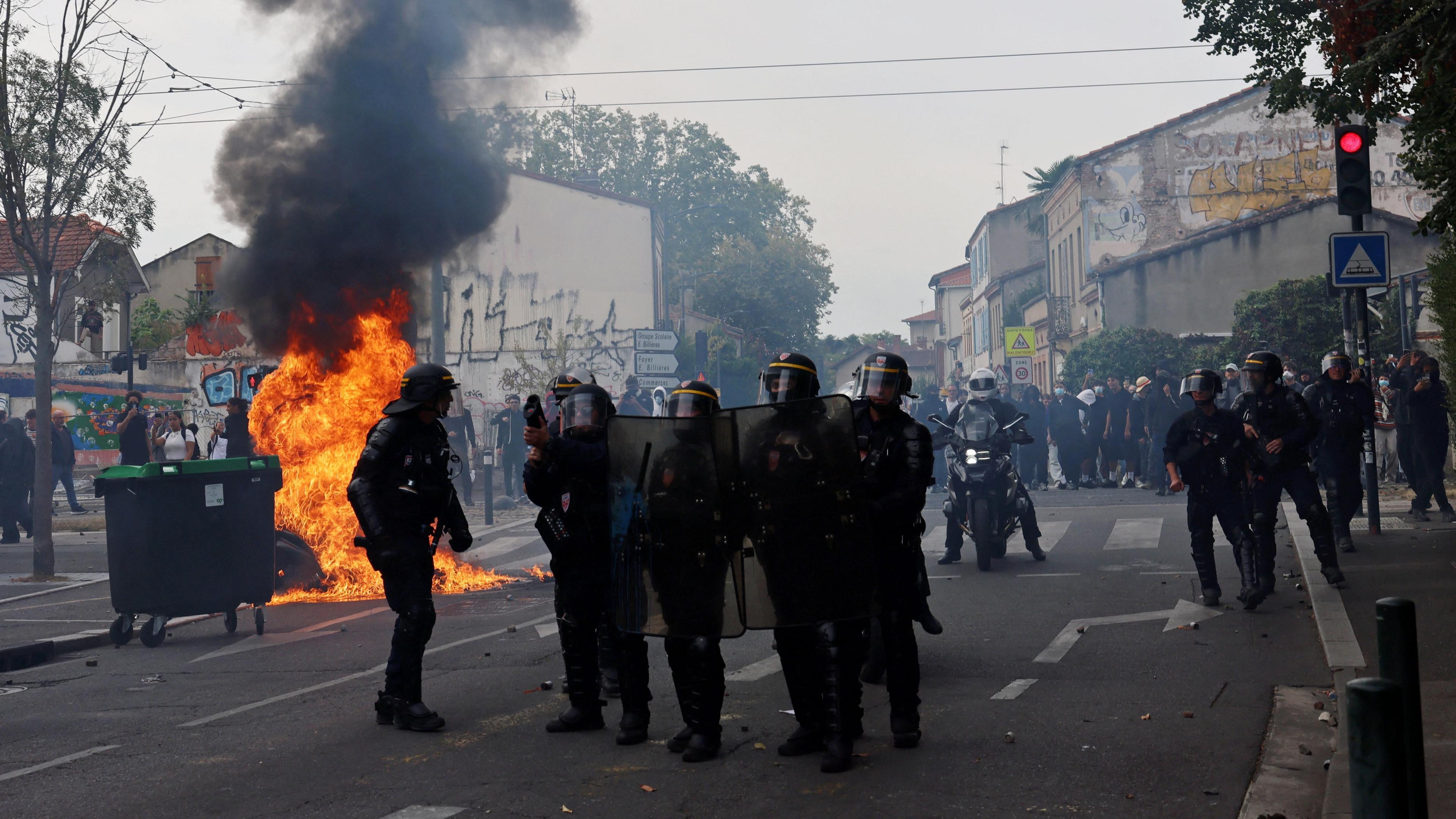 French Schools Darken as Student Protests Demand Better Education Resources