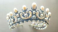 In a shocking daytime robbery, thieves infiltrated the Louvre Museum and made off with highly valuable royal jewels, raising significant security concerns.