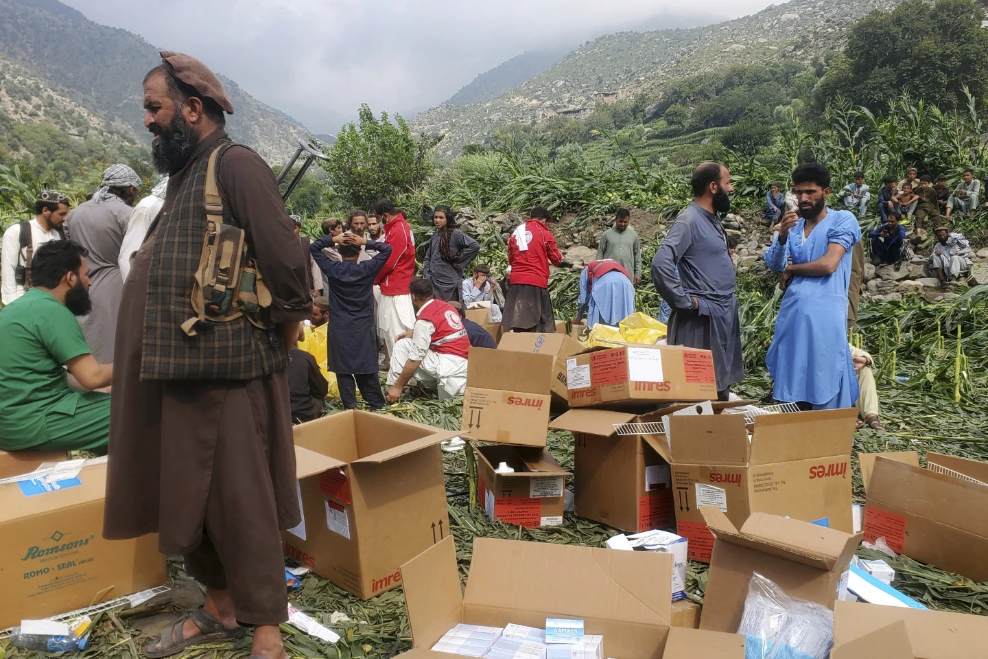 Earthquake Devastates Eastern Afghanistan, Leaving 800 Dead and Thousands Injured