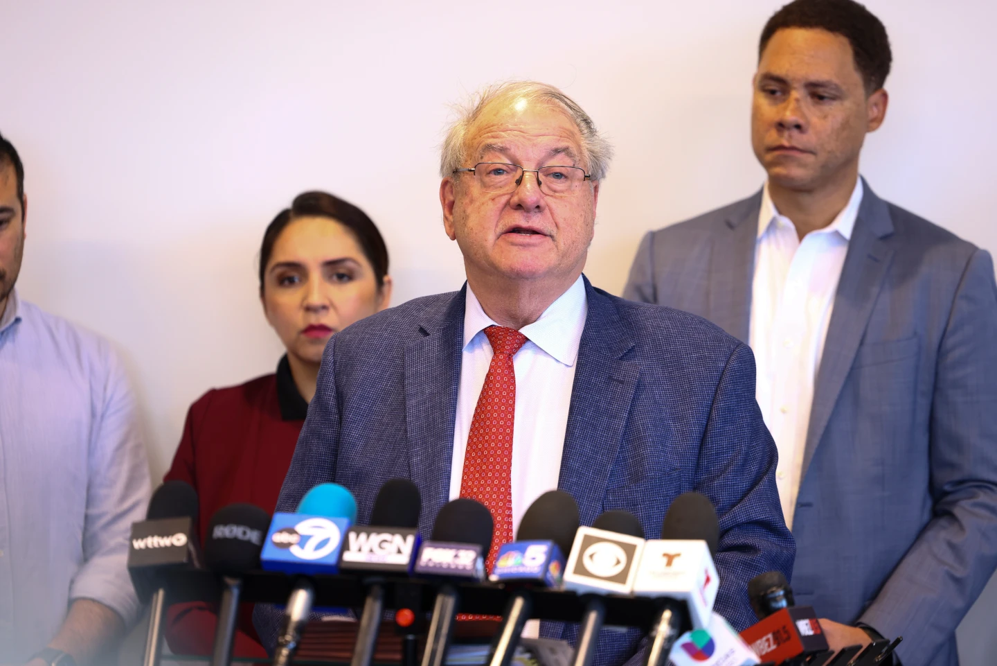 Chicago Judge Grants Release for Immigrant Father Amid Daughter's Cancer Battle