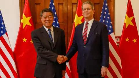 US-China Trade Talks Continue Amid TikTok Deadline