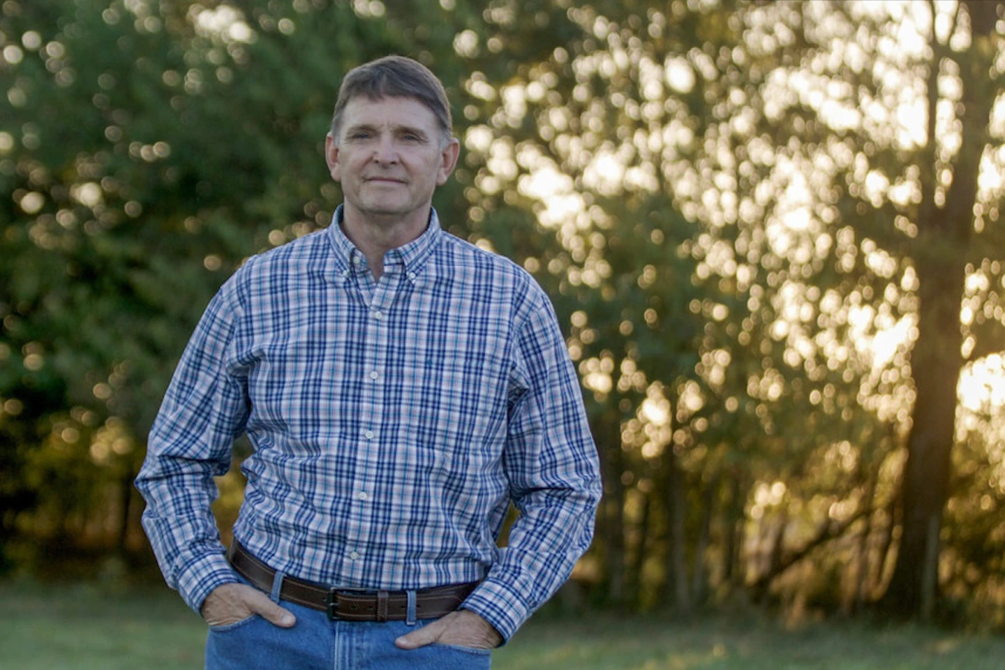 Trump-Backed Candidate Faces Off Against Established Republican in Kentucky Primary