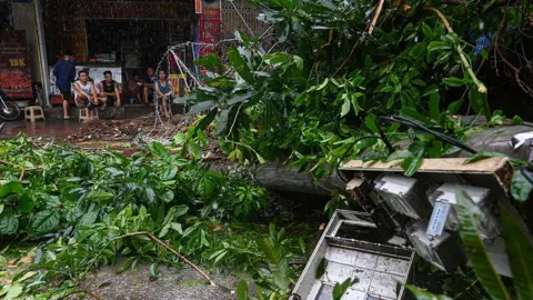 Devastating Impact of Typhoon Bualoi: At Least 11 Lives Lost in Vietnam