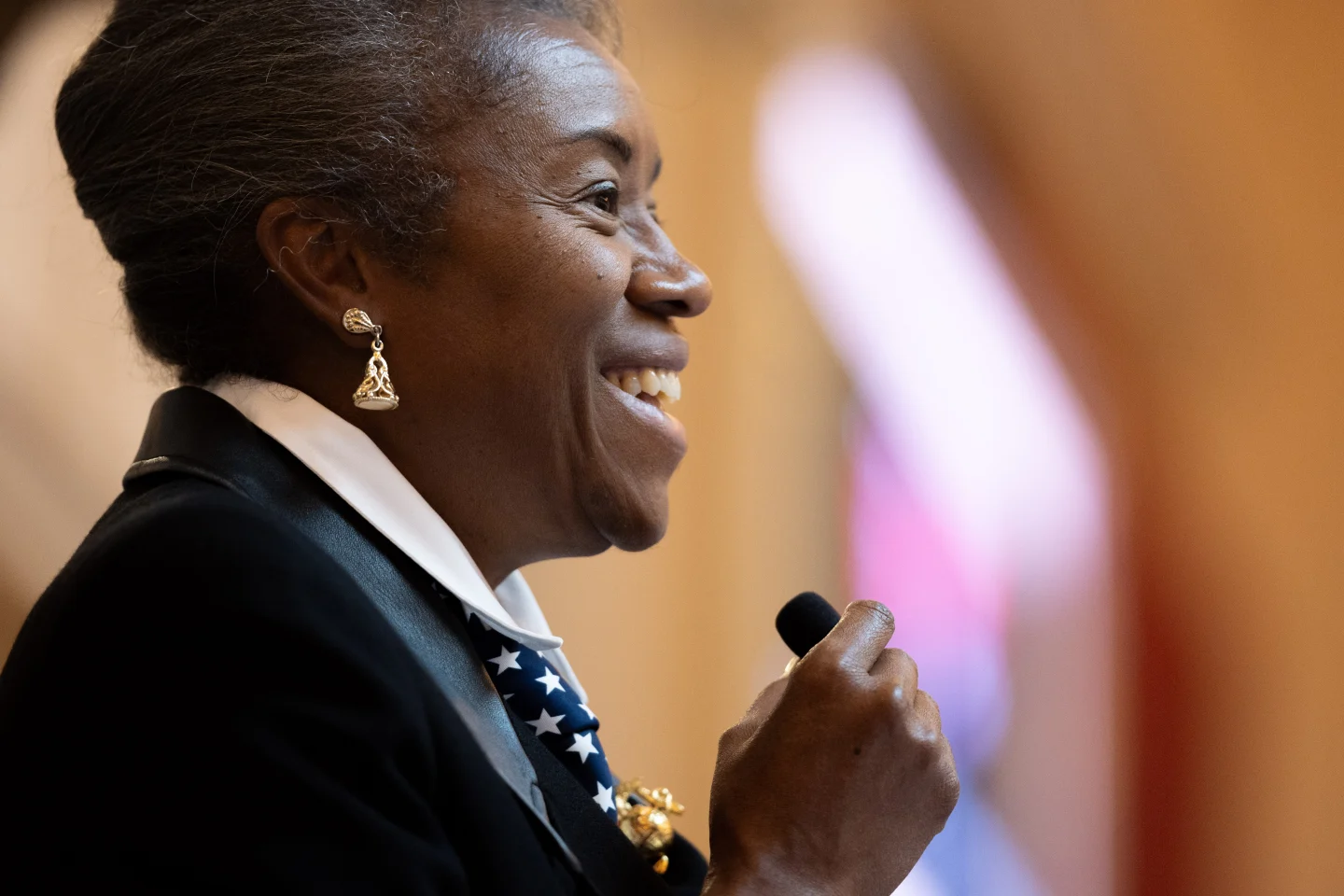 Voter Anxiety Over Rising Energy Costs Fuels Political Tensions in Virginia and New Jersey