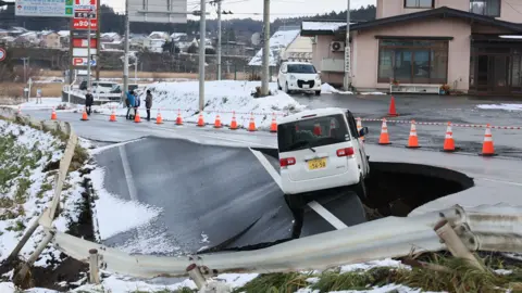 Japan Faces Earthquake Aftermath: 30 Injured as 7.5 Magnitude Quake Hits