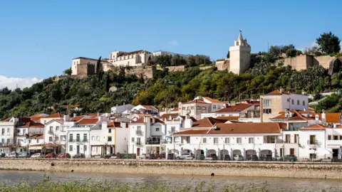 Climate Migration Crisis Deepens as Portugal Case Highlights Fragile Family Systems