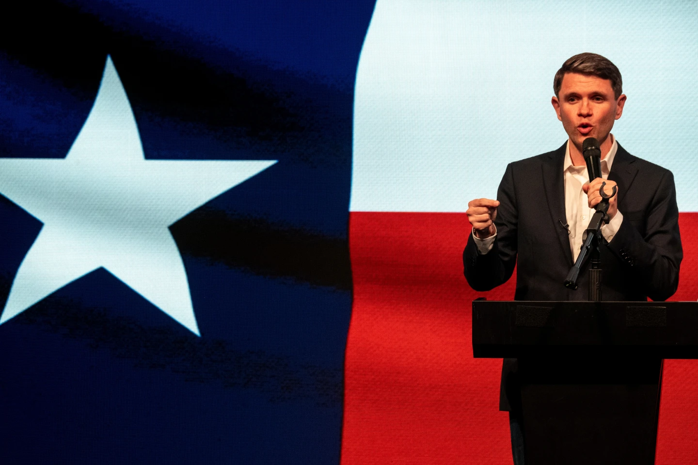 Talarico Fires Up Houston Rally, Pits Corruption Against Ken Paxton