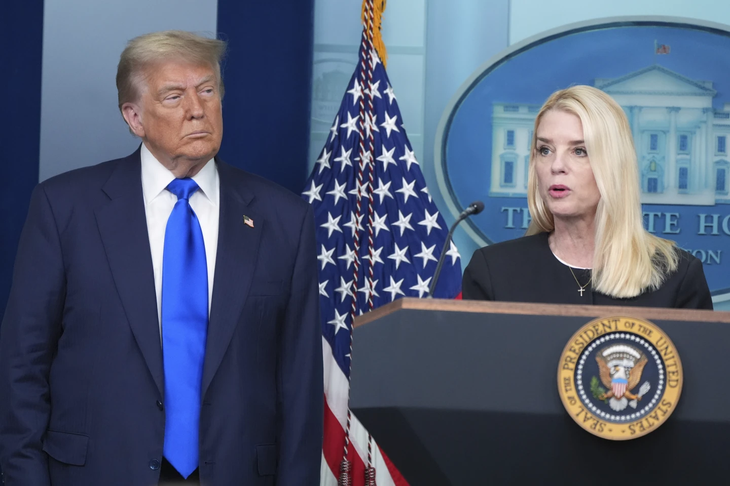 U.S. Government Challenges Minnesota's Immigration Policies in Sanctuary Lawsuit