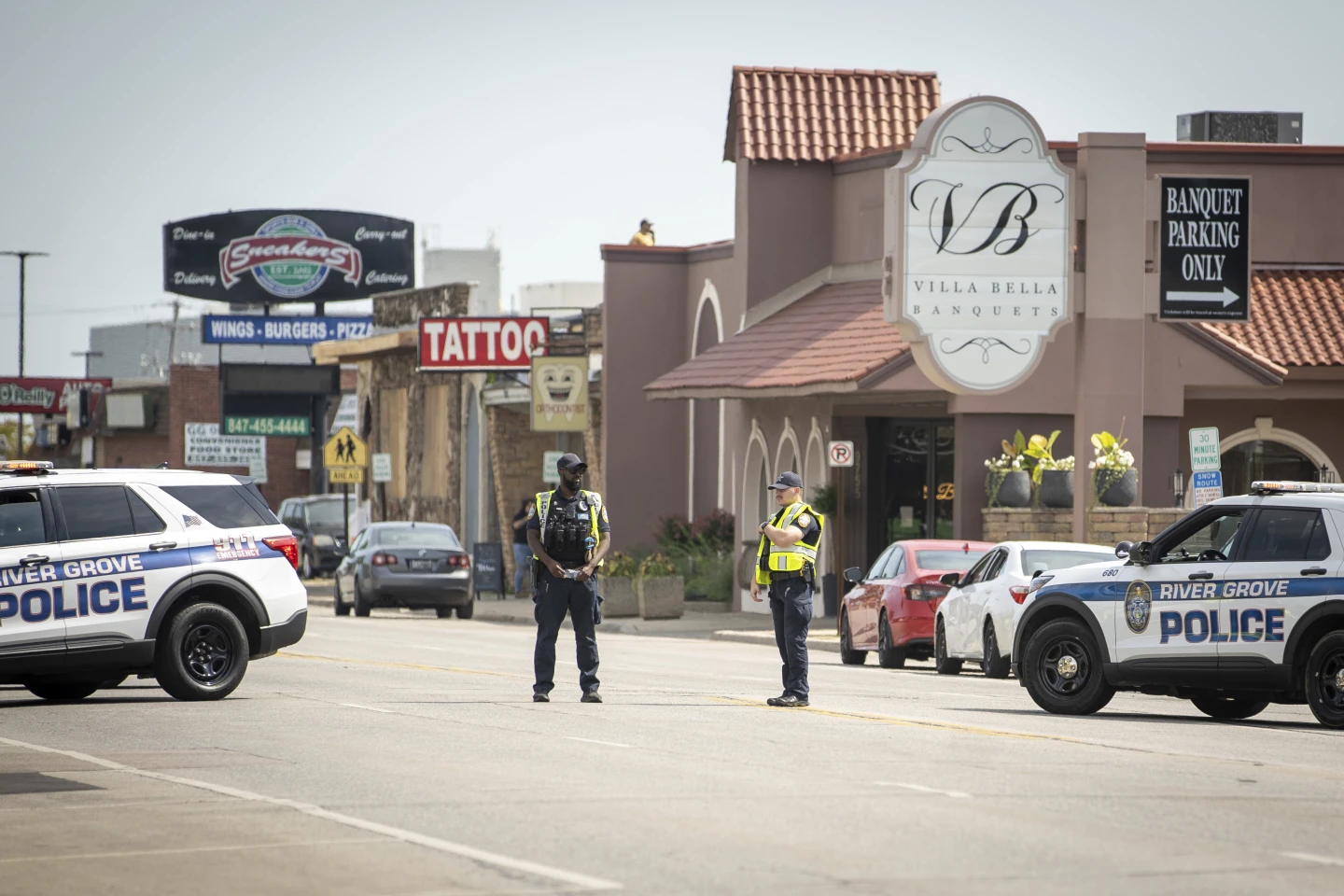Rising Tensions in Chicago Amid Immigration Enforcement Crackdown