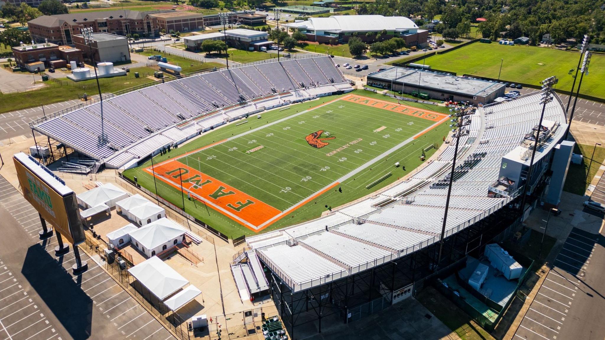 A birds-eye view of an American football stadium