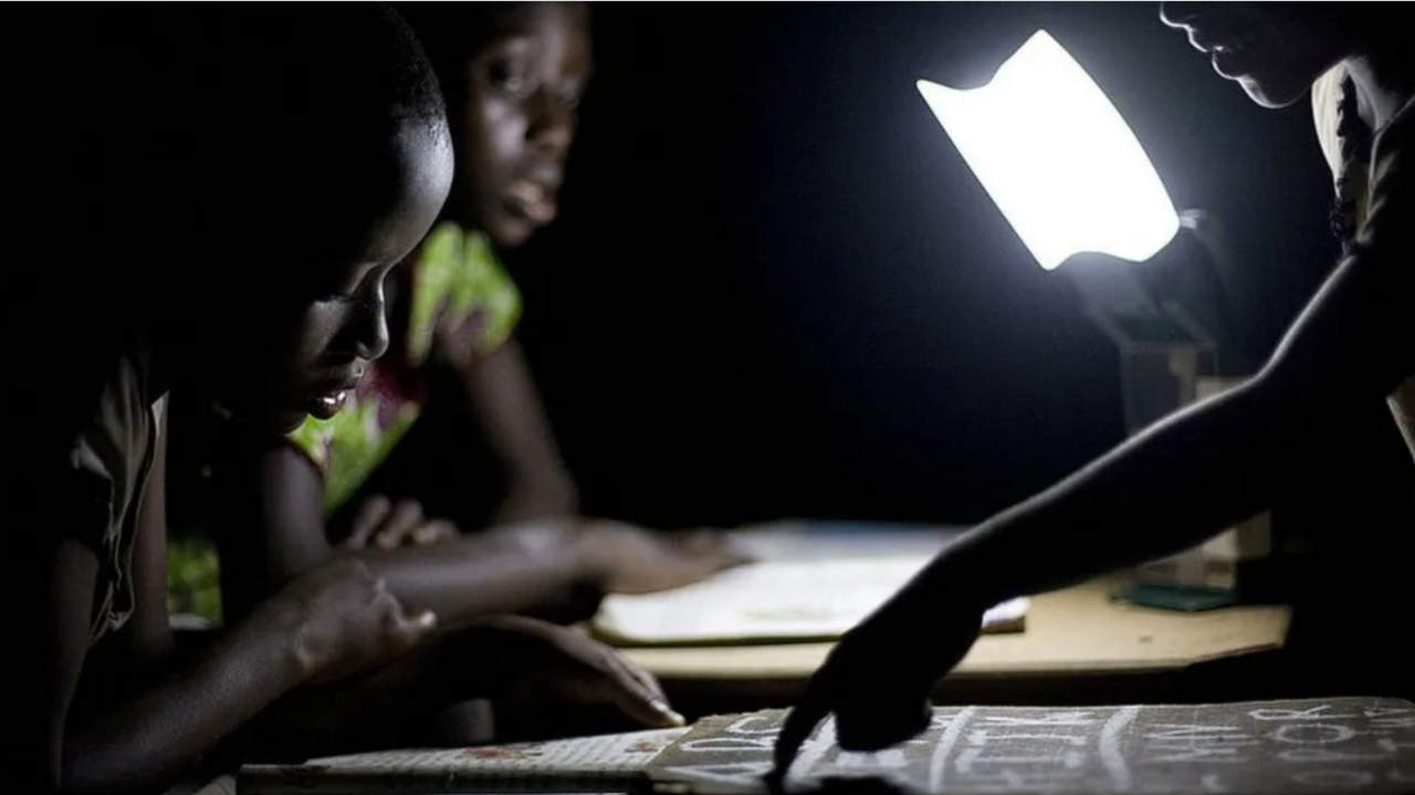 Ghana’s Nationwide Blackout Highlights Grid Vulnerabilities Amid Climate Change