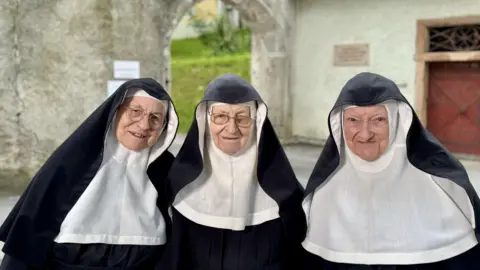 Austrian Nuns Can Stay in Convent if They Quit Social Media