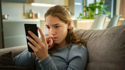 Study Reveals Instagram's Teen Safety Tools Ineffective Against Harmful Content