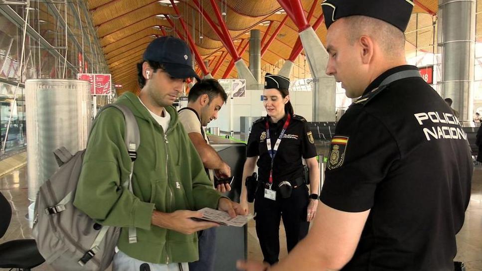 Spain Imposes Border Controls on Flights to Italy Over Migrant Surge at Ceuta
