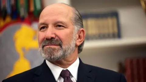 Emails Reveal US Commerce Secretary Howard Lutnick's Planned Visit to Epstein's Island