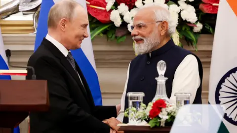 Putin Assures India of Uninterrupted Fuel Supply Amidst Geopolitical Tensions