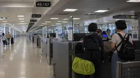Visa Dilemma: The Costly Rush to Return to the US Amid Policy Changes