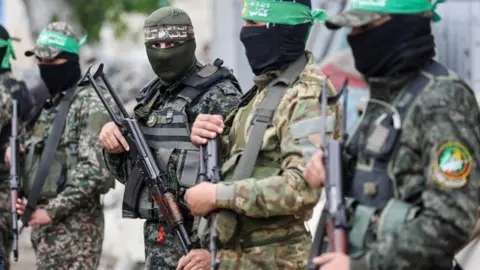 Hamas Rejects Disarmament Proposal Amidst Ongoing Tensions in Gaza