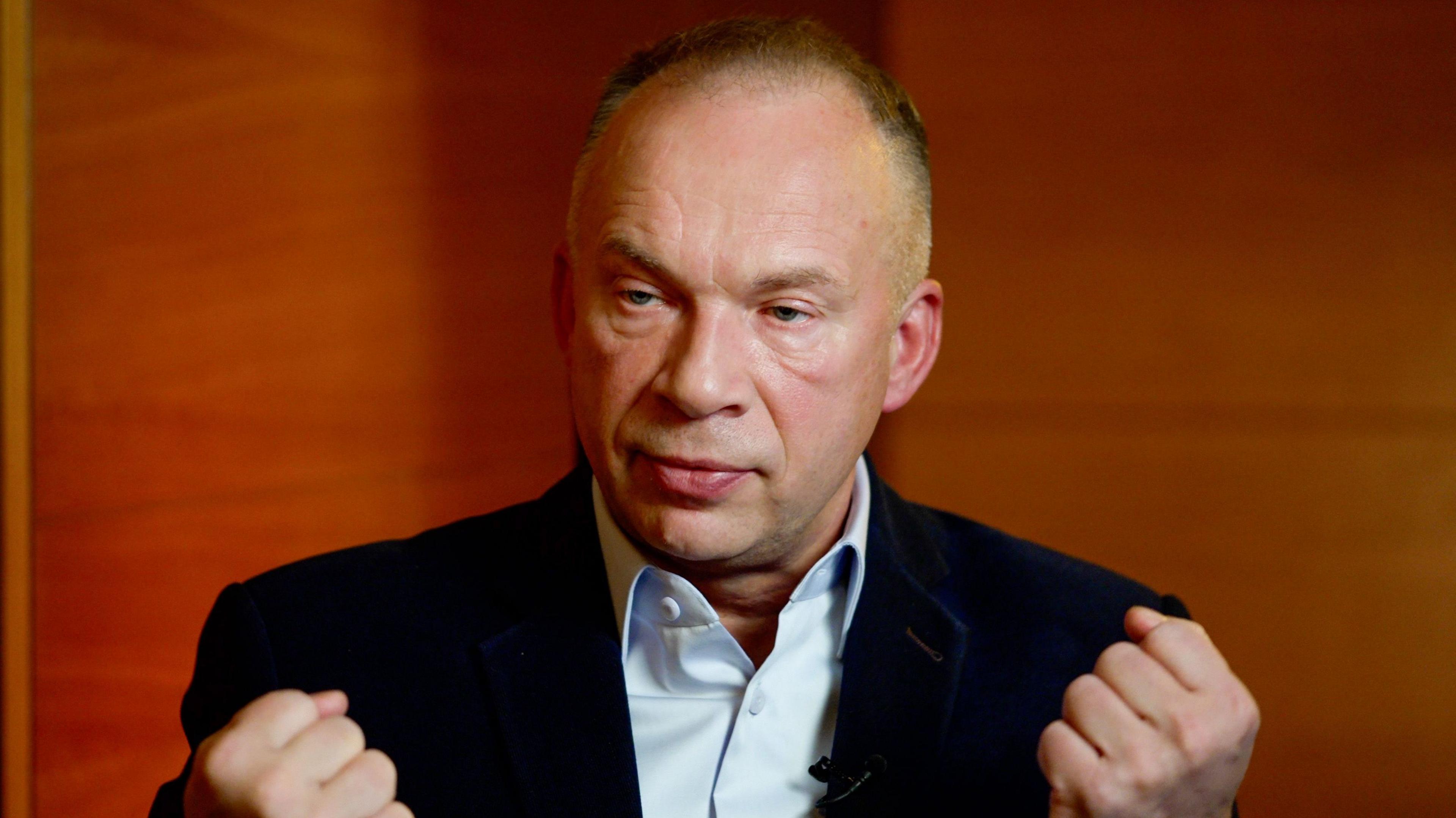 Ex‑Ukrainian Commander Claims Russia’s Offensive Stalled After Drone Revolution