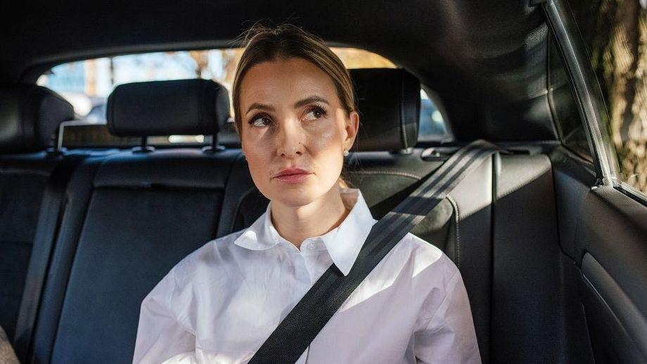 Electric vehicle trips trigger motion sickness for some passengers, scientists say