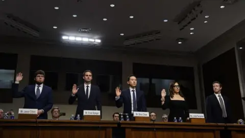 Australia's Bold Move: A Social Media Ban for Kids Under 16