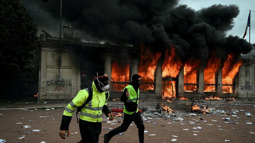 France falls into chaos as protests over cost of living turn violent