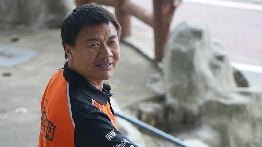 From Delivering Packages to Winning the Lu Xun Prize: A Food Delivery Rider’s Journey