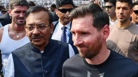 Fans Erupt at Messi Event in India: Chaos and Disappointment