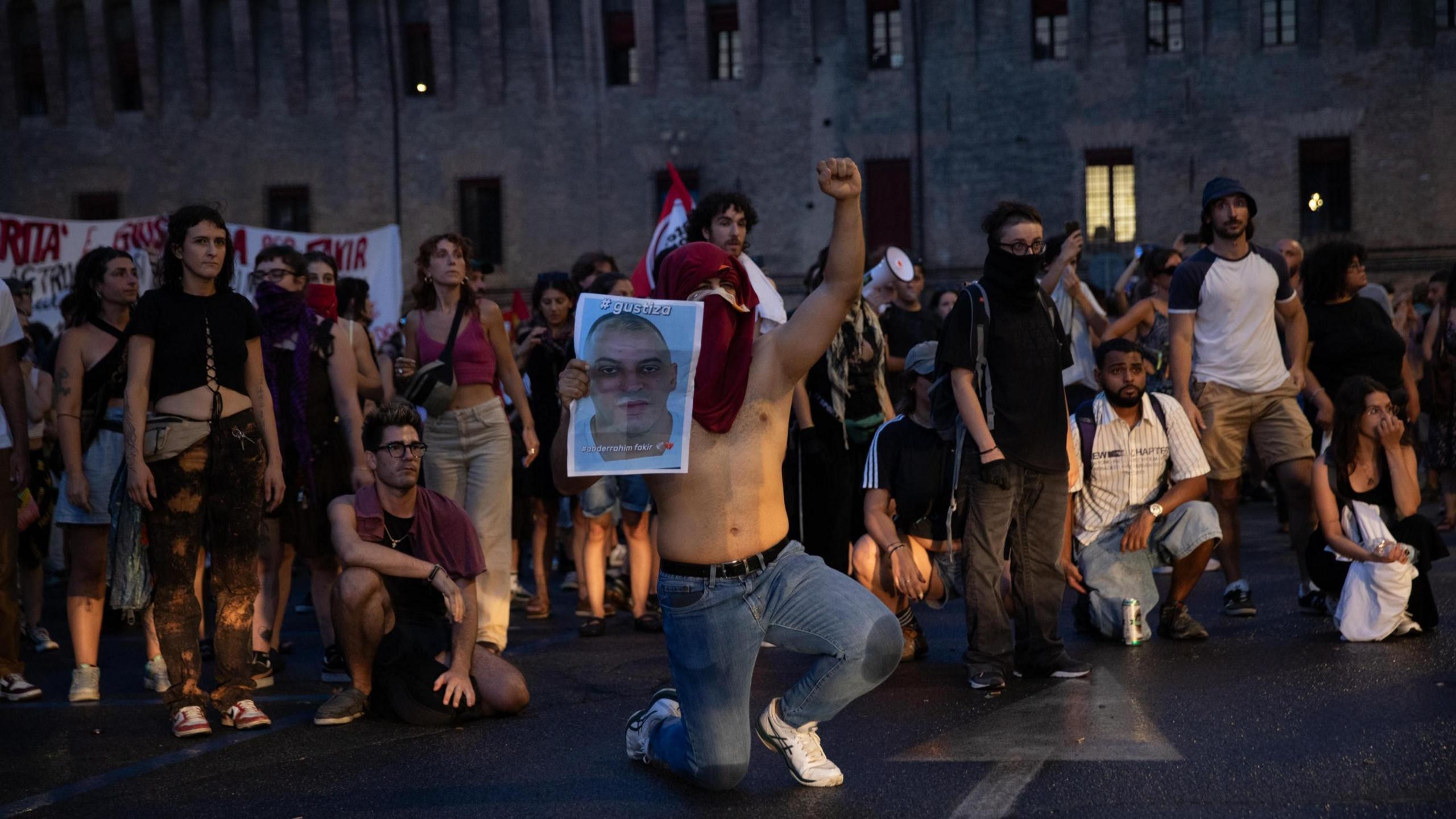 Bologna protests erupt after police restraint leads to fatality of Moroccan migrant