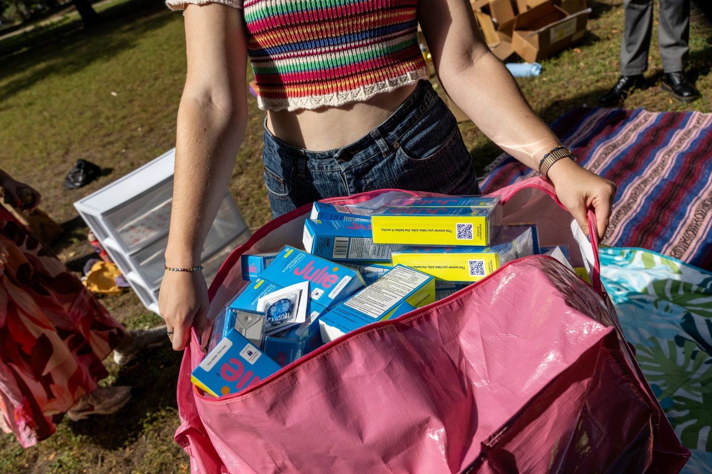 Students Create Underground Network for Contraception at Catholic Universities