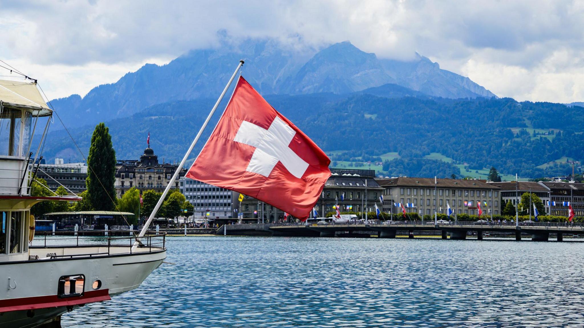 UK‑Switzerland Trade Agreement Paves Way for Swift Border Checks and Free Roaming