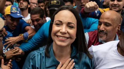 Nobel Prize for Venezuelan Leader Sparks Call for Global Support