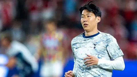 South Korean Woman Sentenced for Blackmailing Football Star Son Heung-min