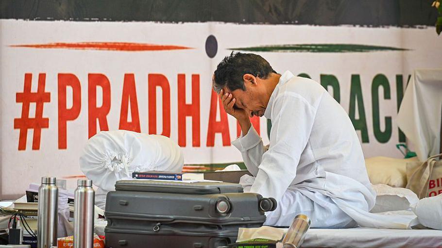 Hunger Strike of Ladakh Climate Champion Sonam Wangchuk Raises Alarms Over Health, Calls for Educational Accountability