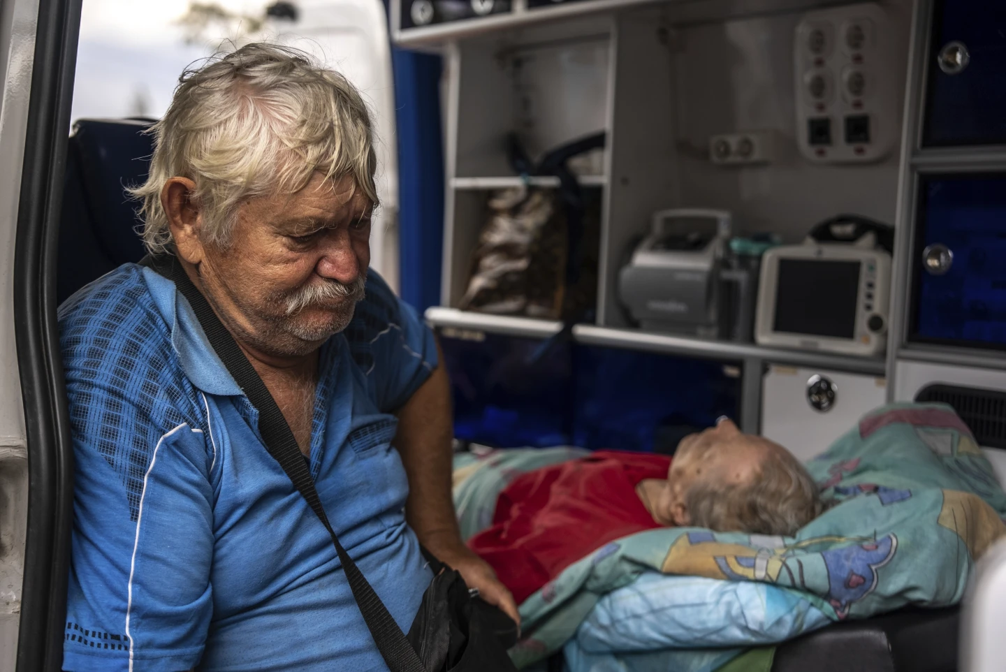 Tragedy Strikes as Missile Attack Hits Pensioners in Ukraine
