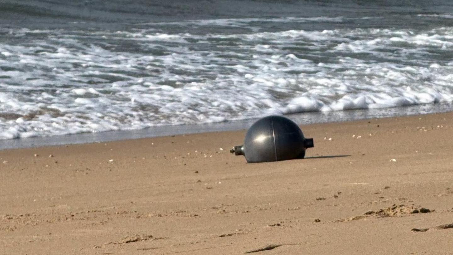 Queensland Beach Sheds Light on Space Debris‑Ocean Connection